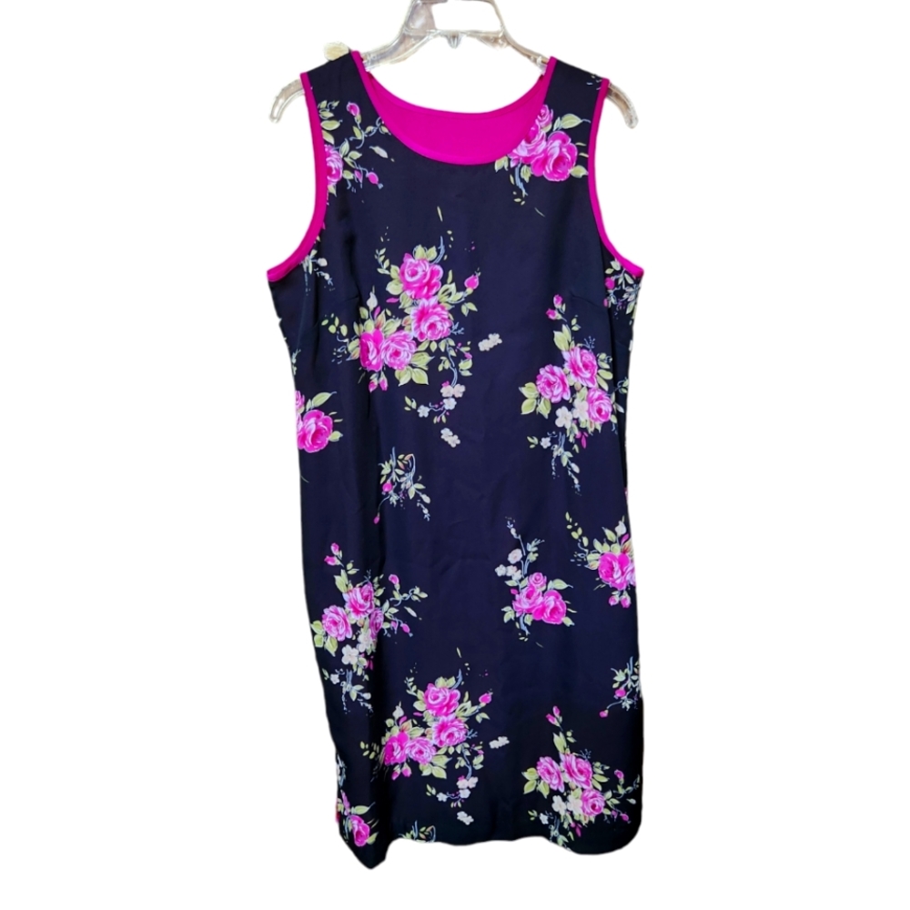 Multi colored cute sleeveless blouse. Size 14